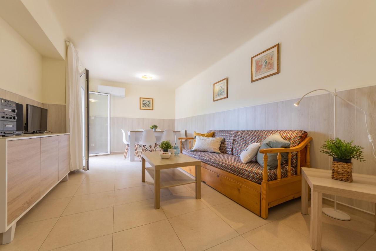 Apartamentos Jaime I Arysal ซาลอว์ ภายนอก รูปภาพ